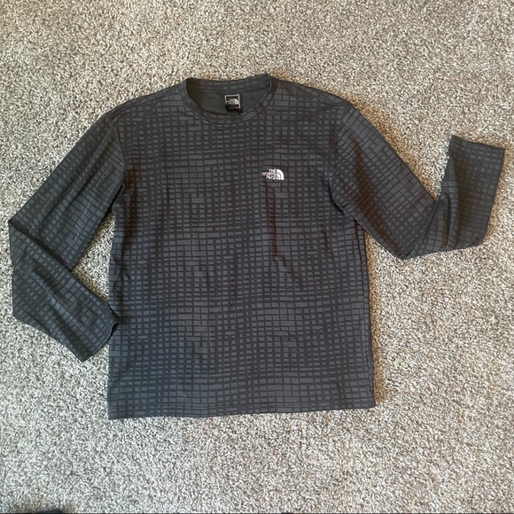 The North Face Grid Long Sleeve Tee - Picture 2 of 7